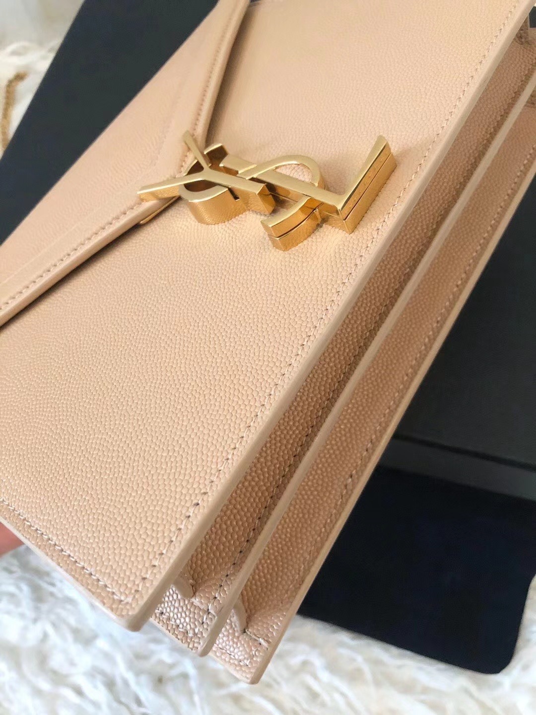 SAINT LAUREN CASSANDRA MONOGRAM CLASP BEIGE BAG - Image 8