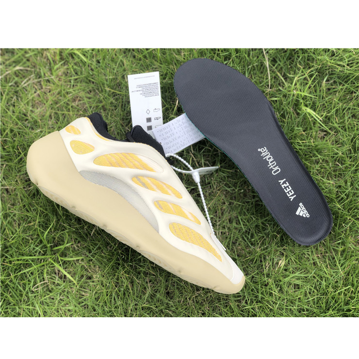 Yeezy Boot 700 V3 "Srphym" - Image 3