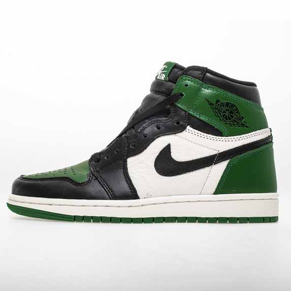 Air 1 Retro High OG Sneaker - Image 3