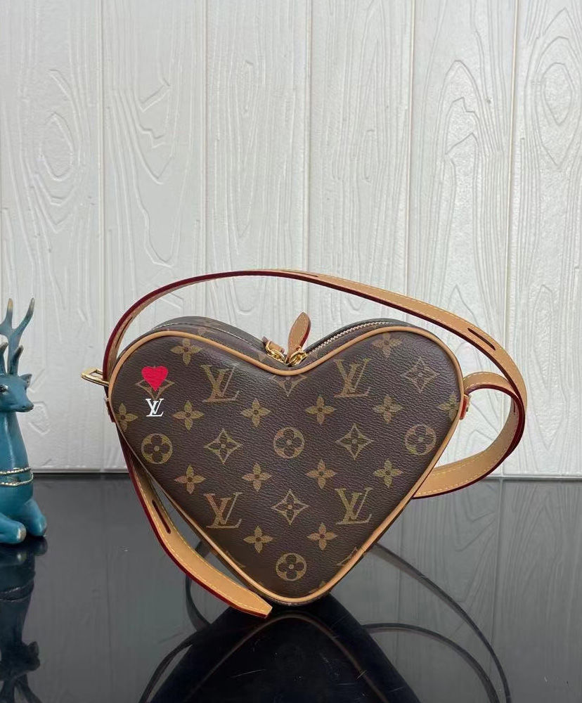 louis vuitton m57456