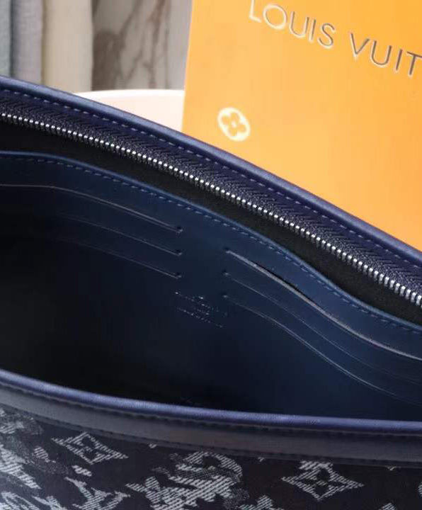 Louis Vuitton Pochette Voyage M80034 Dark Blue - Image 3