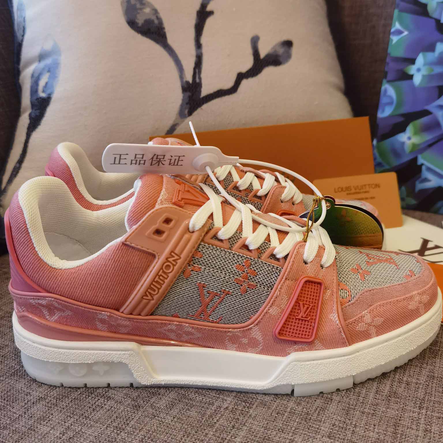 louis vuitton trainers pink