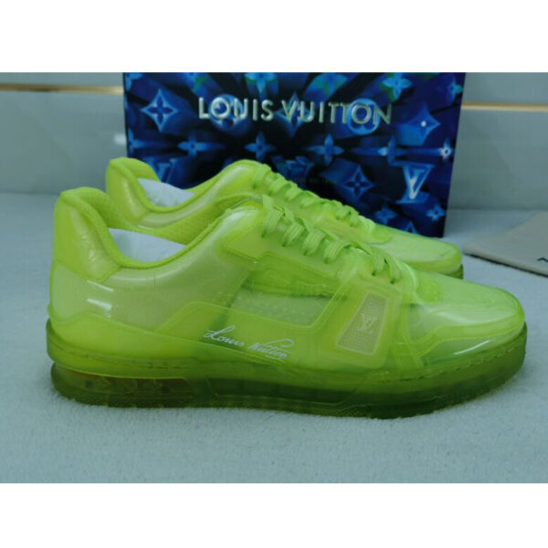 lv nike green