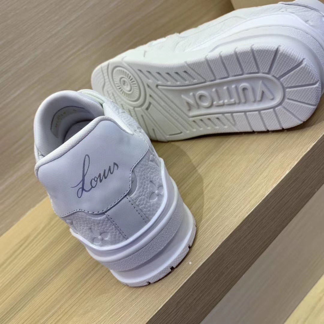 LV Trainer Sneaker White - Image 3
