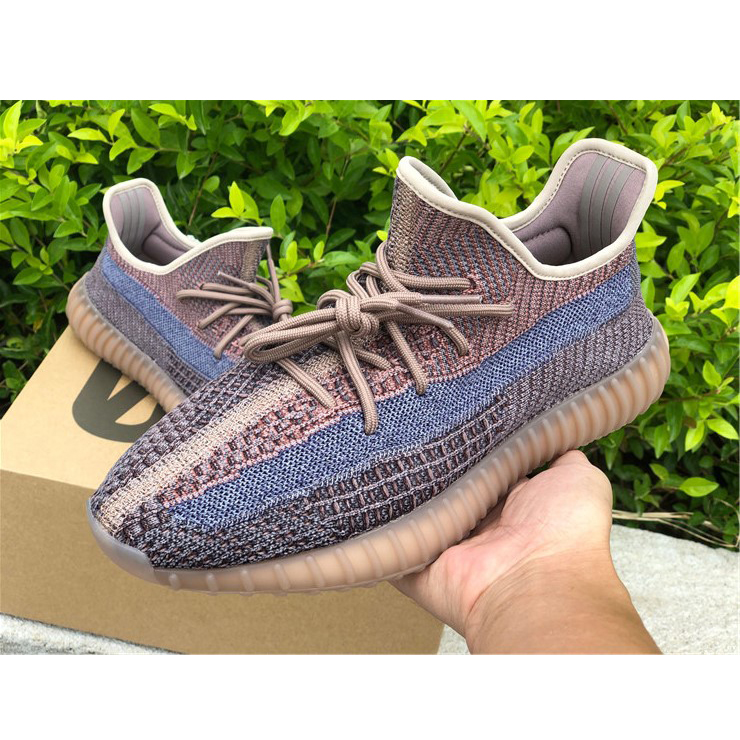 yeezy 350 fade v2