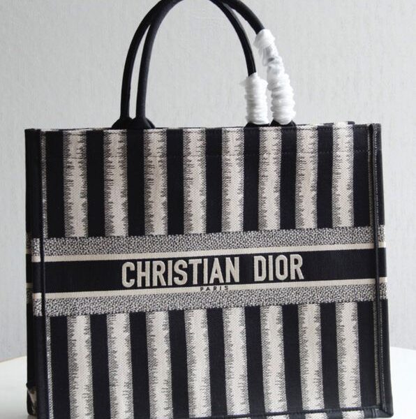 christian dior black tote