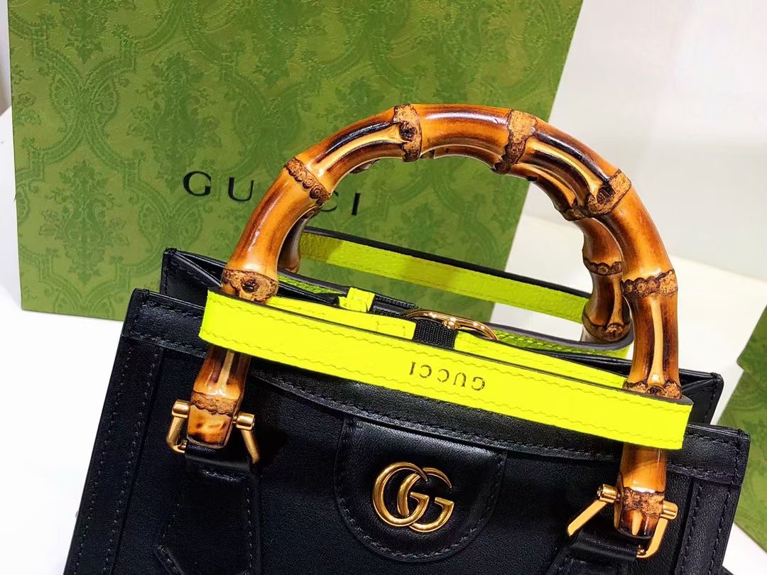 GUCCI DIANA TOTE MINI BAG BLACK - Image 5
