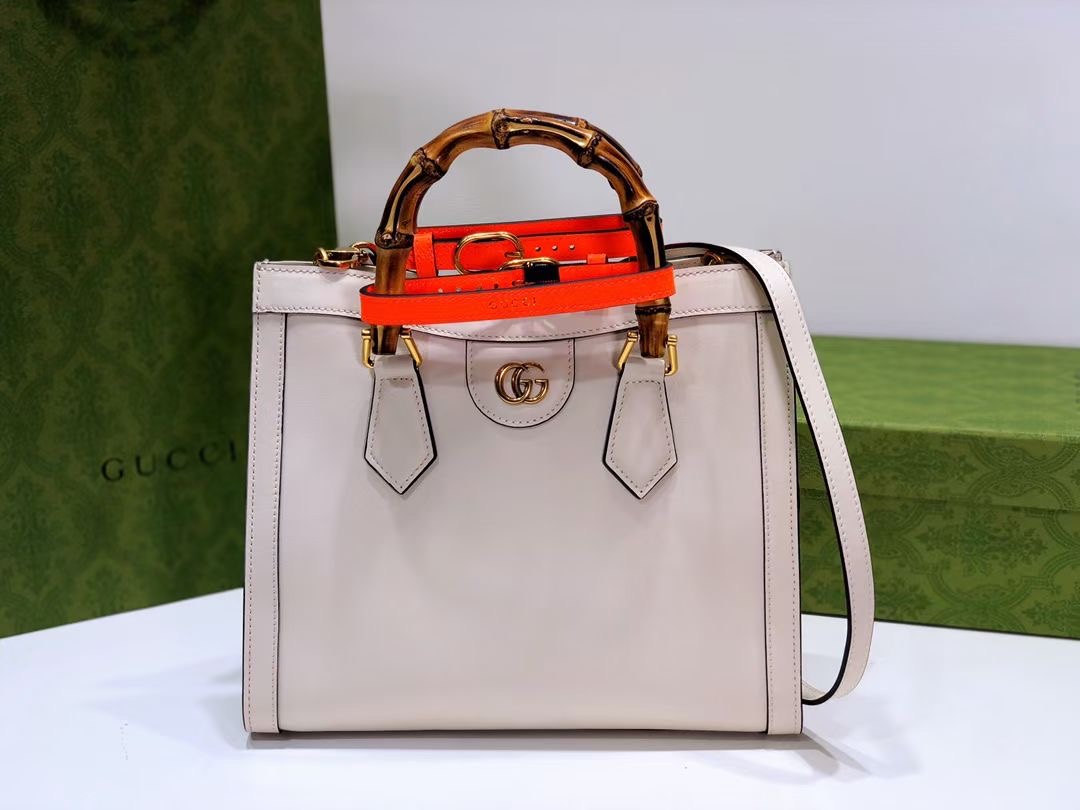 GUCCI DIANA TOTE SMALL WHITE PURSE - Image 2