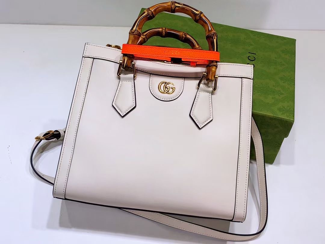 GUCCI DIANA TOTE SMALL WHITE PURSE - Image 5