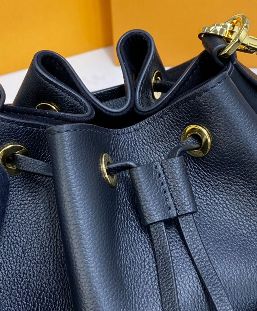 Louis Vuitton Lockme Bucket Bag M57687 M57689 - Image 5