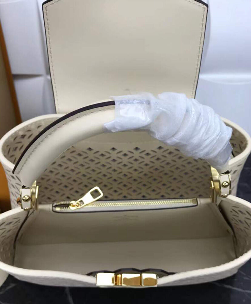 Louis Vuitton Capucines BB M57228 Cream - Image 6