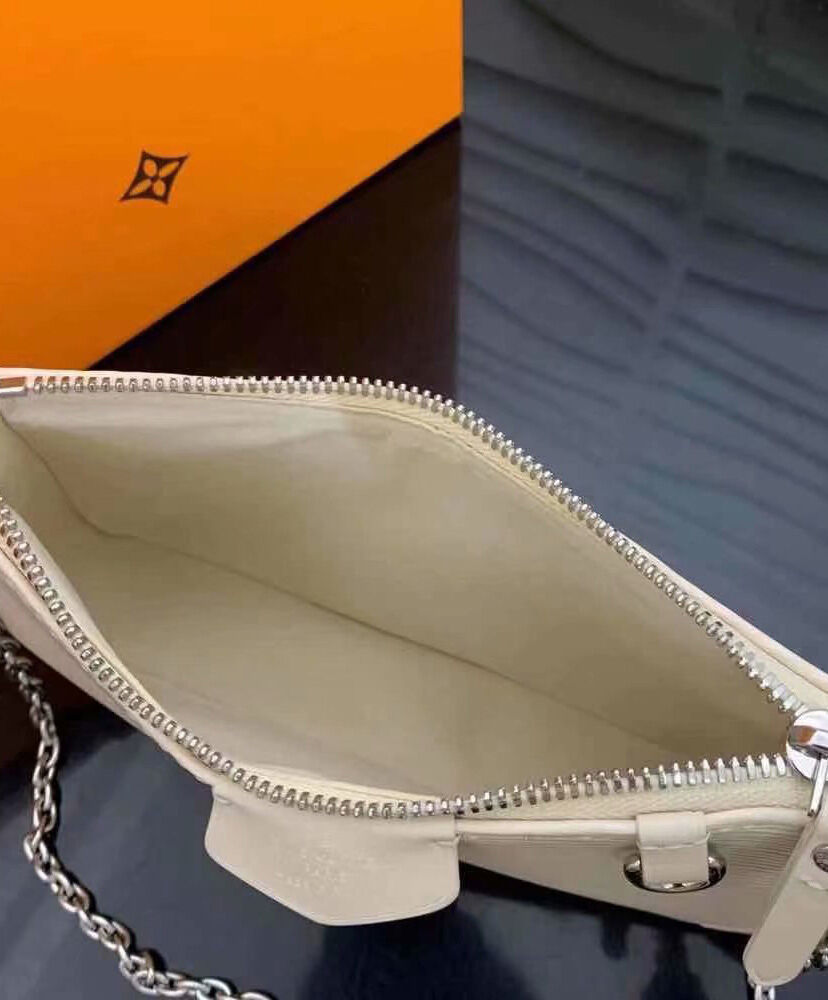 Louis Vuitton Easy Pouch On Strap M80471 M80479 M80480 M80483 - Image 9