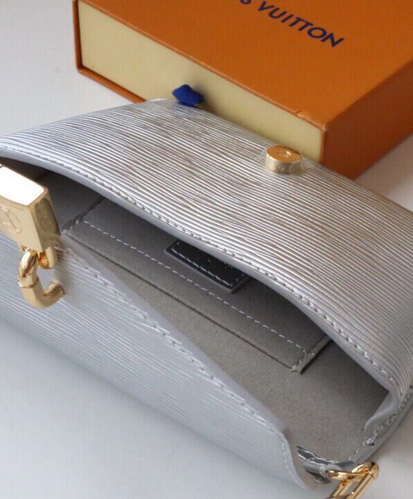 Louis Vuitton Padlock On Strap M80682 M80819 - Image 9