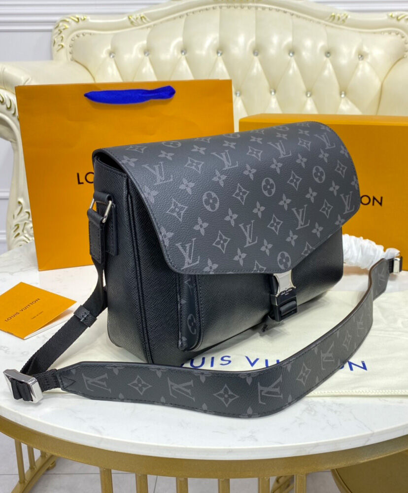 Louis Vuitton New Messenger M30745 M30746 - Image 3
