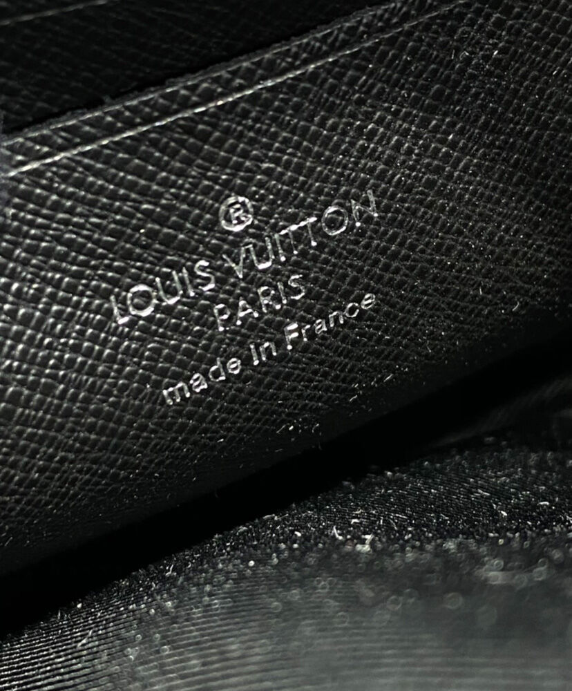 Louis Vuitton Christopher Wearable Wallet M69404 Brown - Image 11