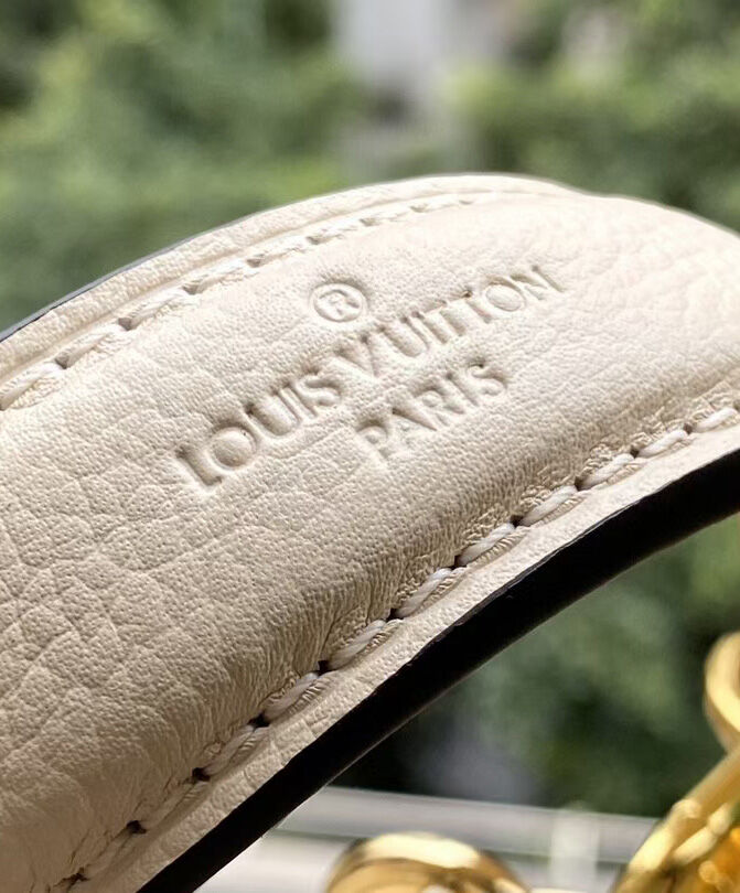 Louis Vuitton Neonoe BB M45709 M45716 - Image 6