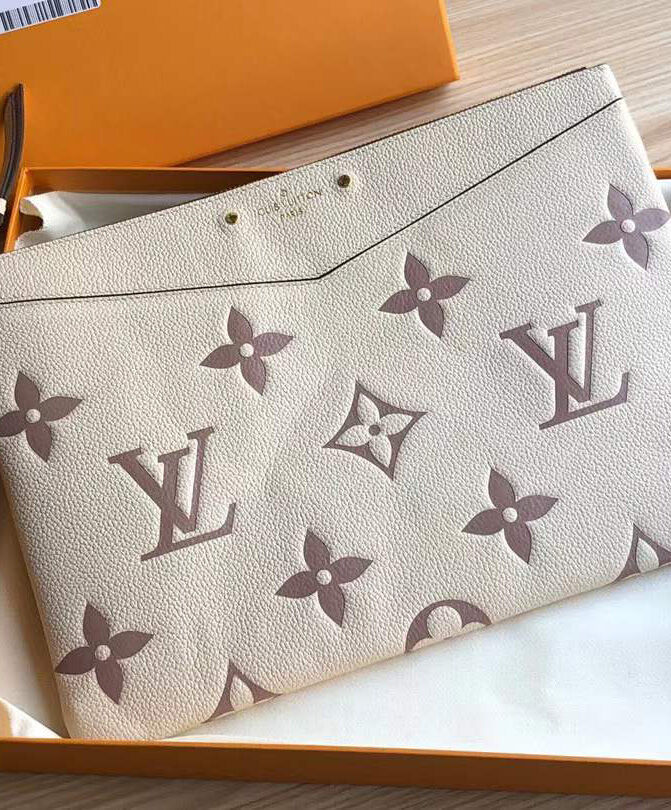 Louis Vuitton Daily Pouch M80174 Cream - Image 2