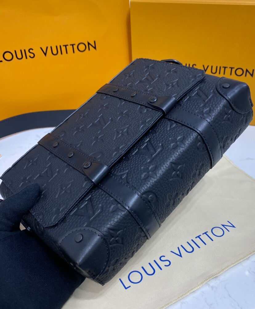 Louis Vuitton Trunk Messenger M57726 Black - Image 4