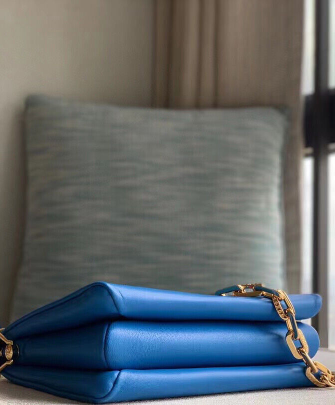 Louis Vuitton Coussin MM - Image 6