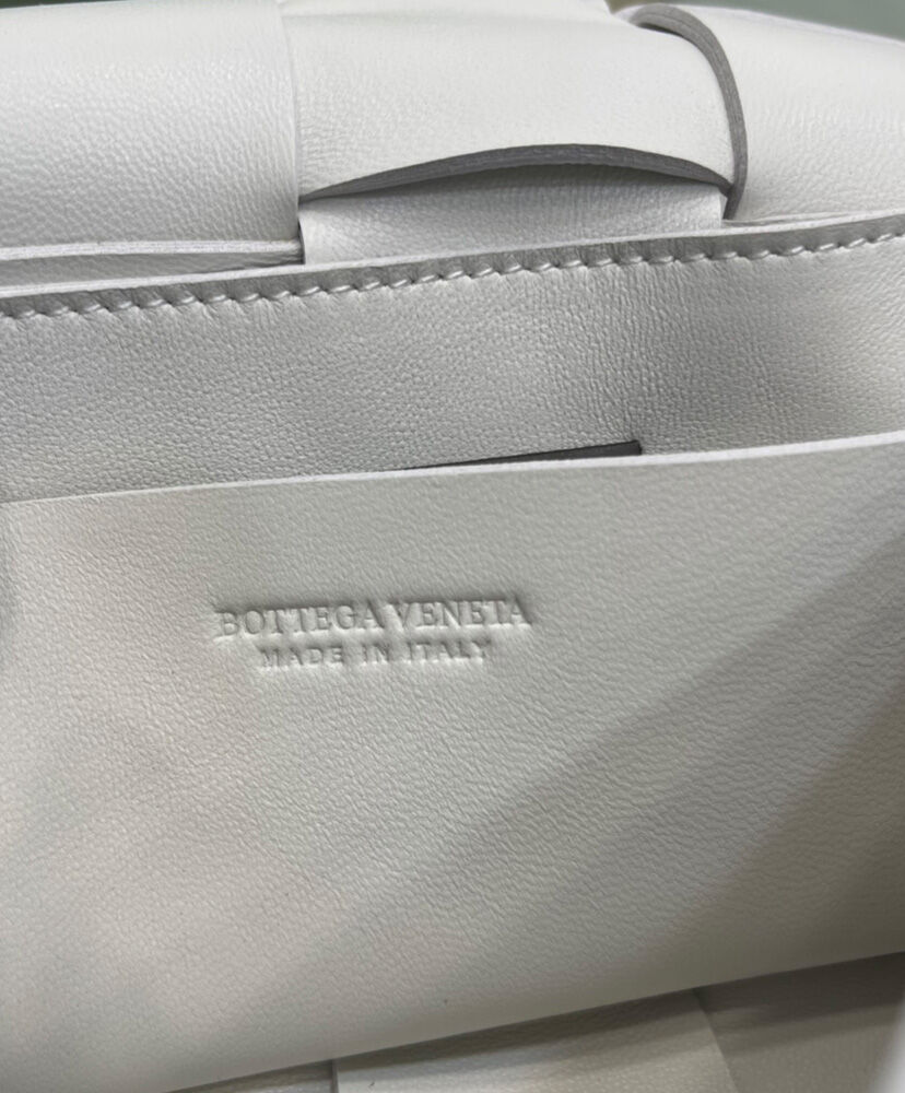 Bottega Veneta The Belt Cassette - Image 10