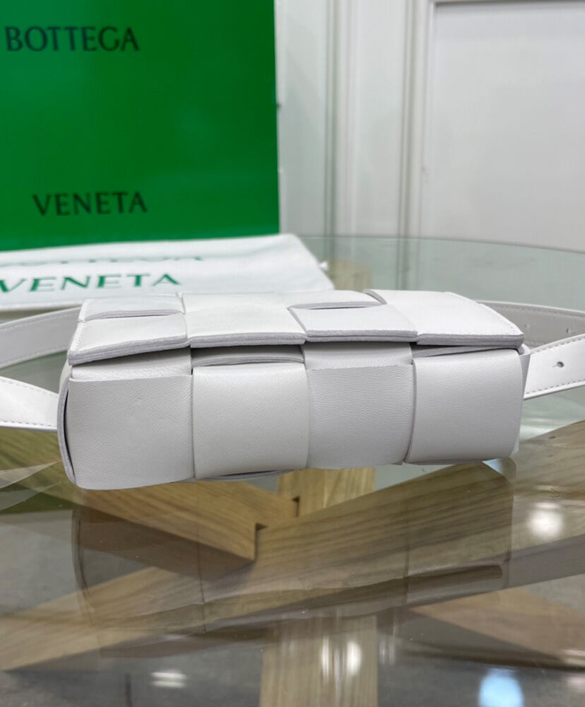 Bottega Veneta The Belt Cassette - Image 5