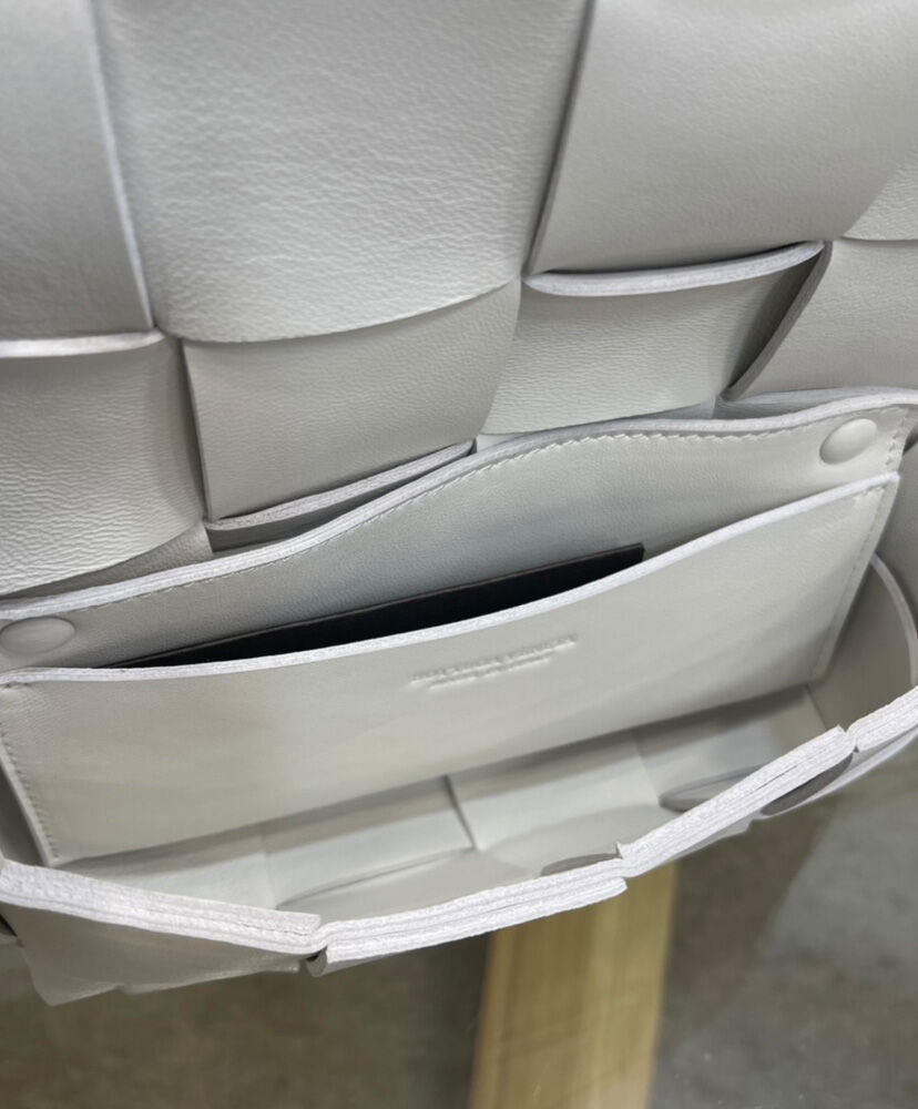 Bottega Veneta The Belt Cassette - Image 9