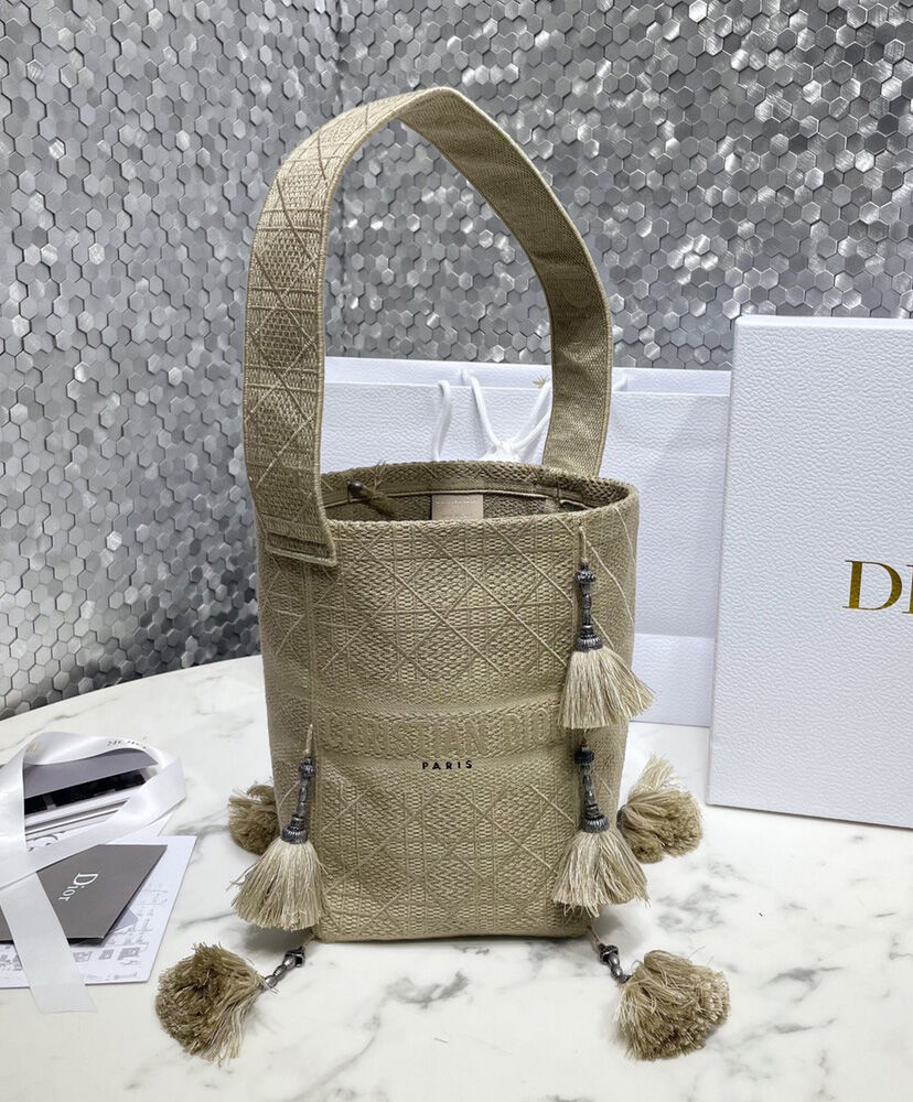 Christian Dior D-Bubble Bucket Bag Apricot - Image 2