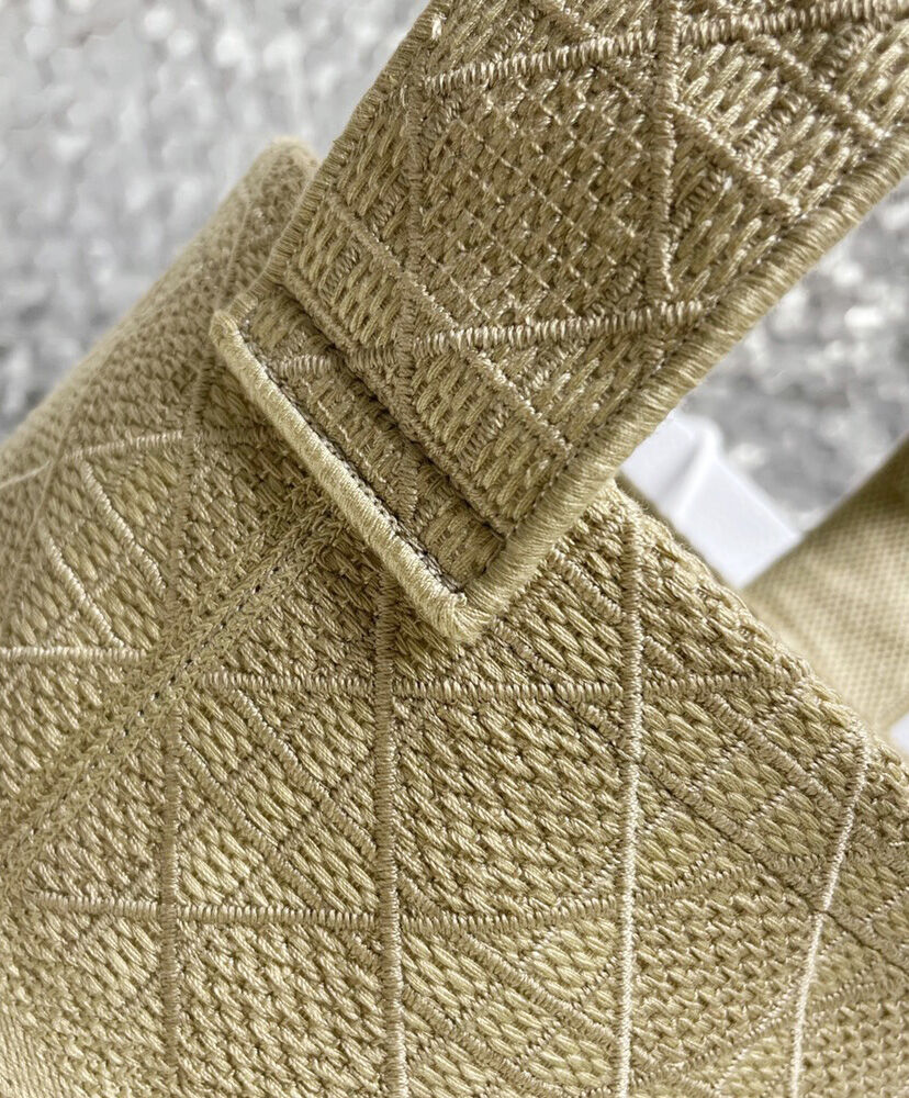 Christian Dior D-Bubble Bucket Bag Apricot - Image 6