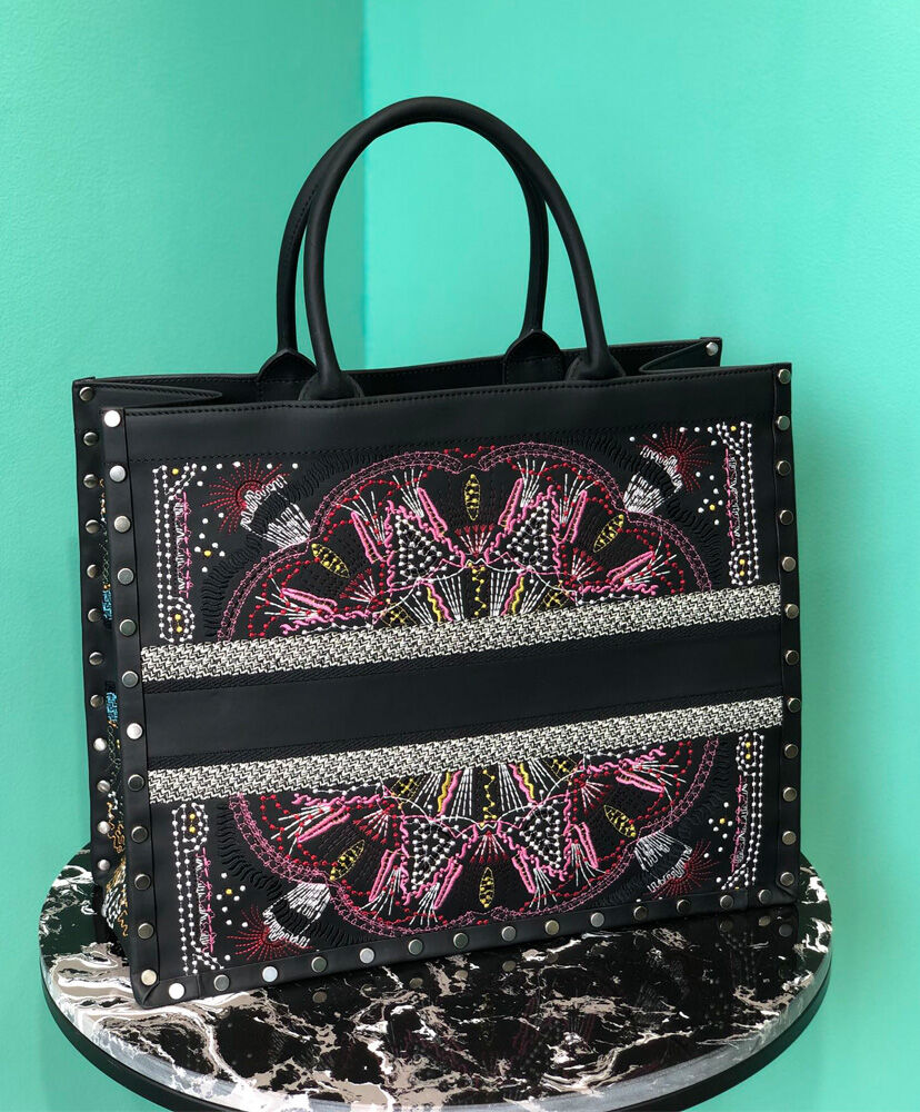 Christian Dior Book Tote Bag Black - Image 4