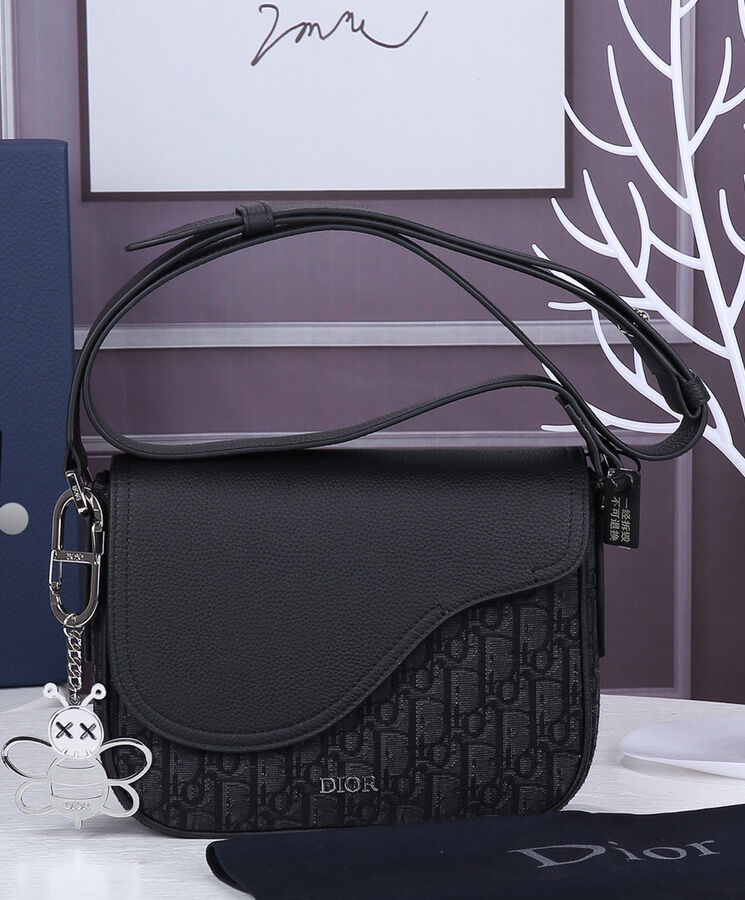 Christian Dior Mini Saddle Messenger Bag - Replica Bags and Shoes ...