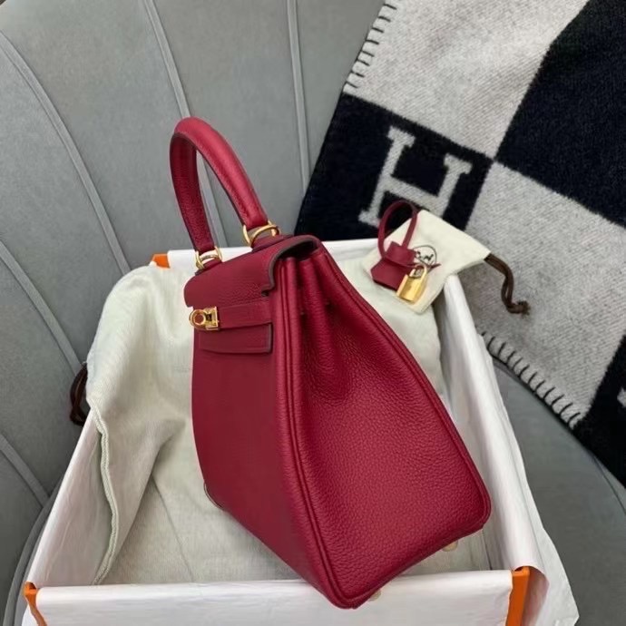 Hermes Kelly 25 Red Togo Epsom Golden Hardware - Image 4