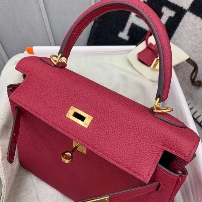 Hermes Kelly 25 Red Togo Epsom Golden Hardware - Image 7