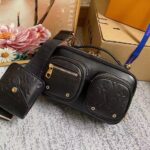 LV UTILITY CROSSBODY BLACK PURSE