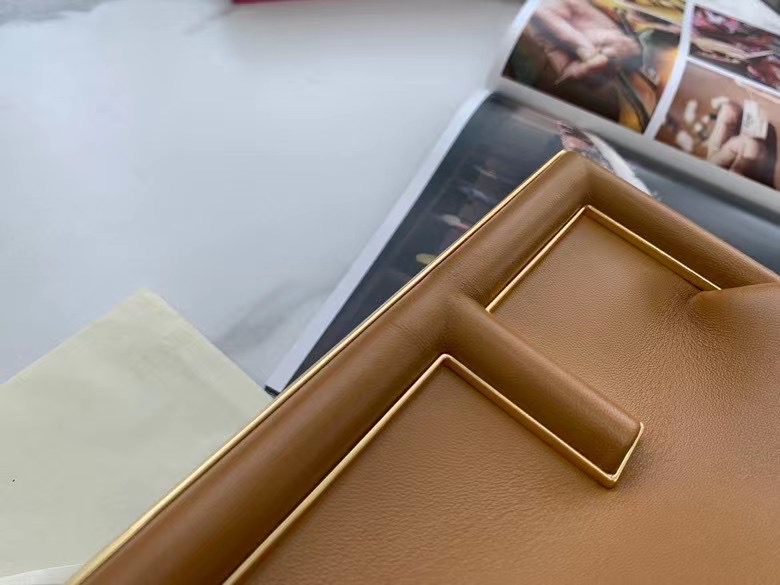 Fendi First Medium Brown leather Purse - Image 7