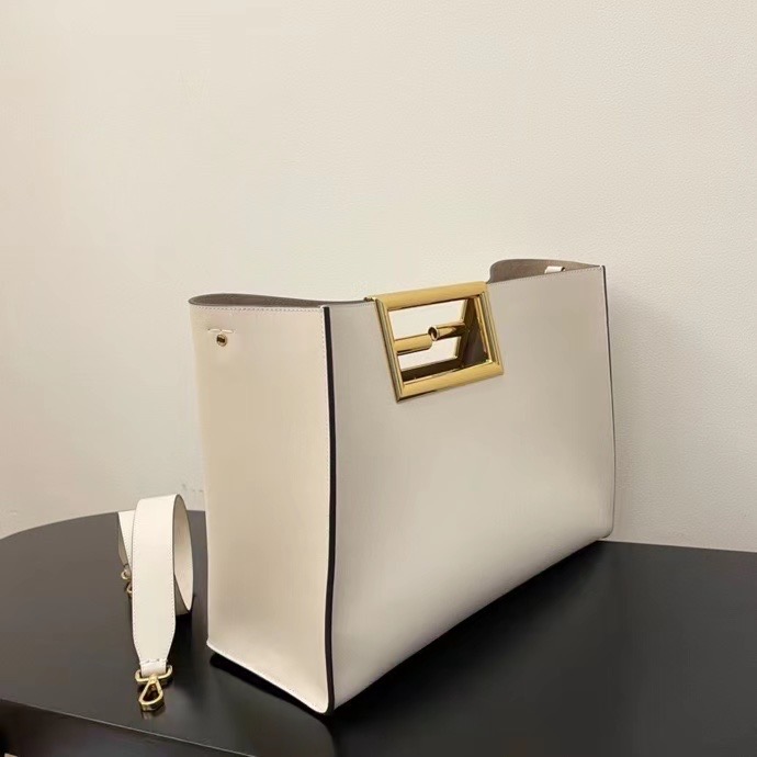 Fendi WAY Medium White leather bag - Image 3