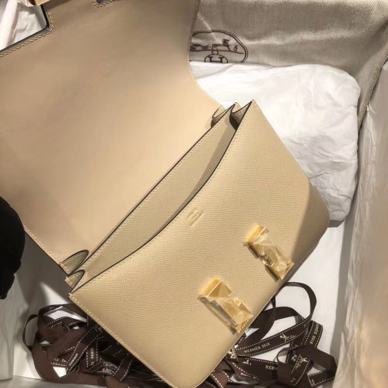 Hermes Beige Atoll Epsom Constance 24cm
