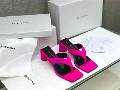balenciaga flip flops womens