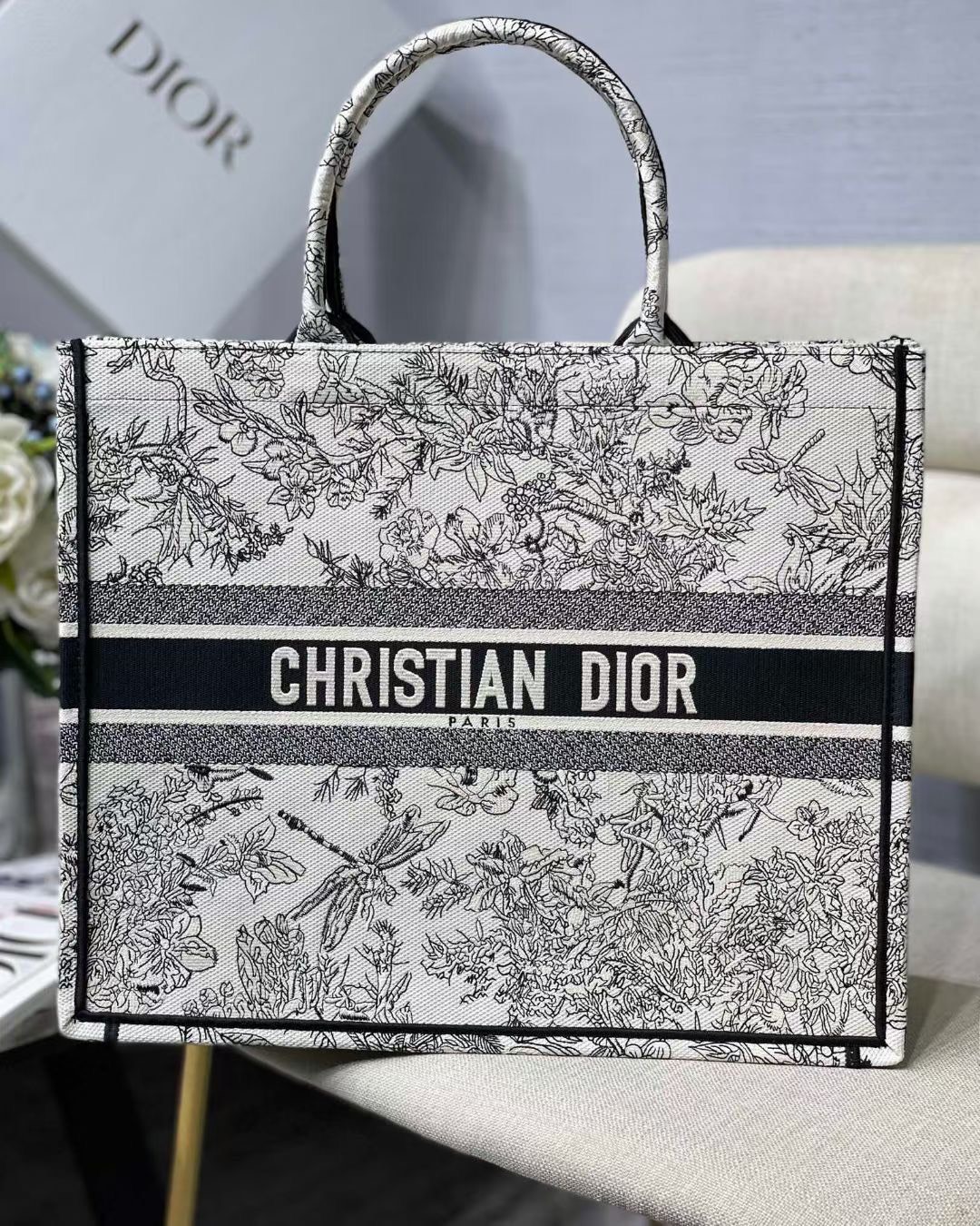 CHRISTIAN DIOR BOOK TOTE M1286 Large - Replica Bags and Shoes online ...