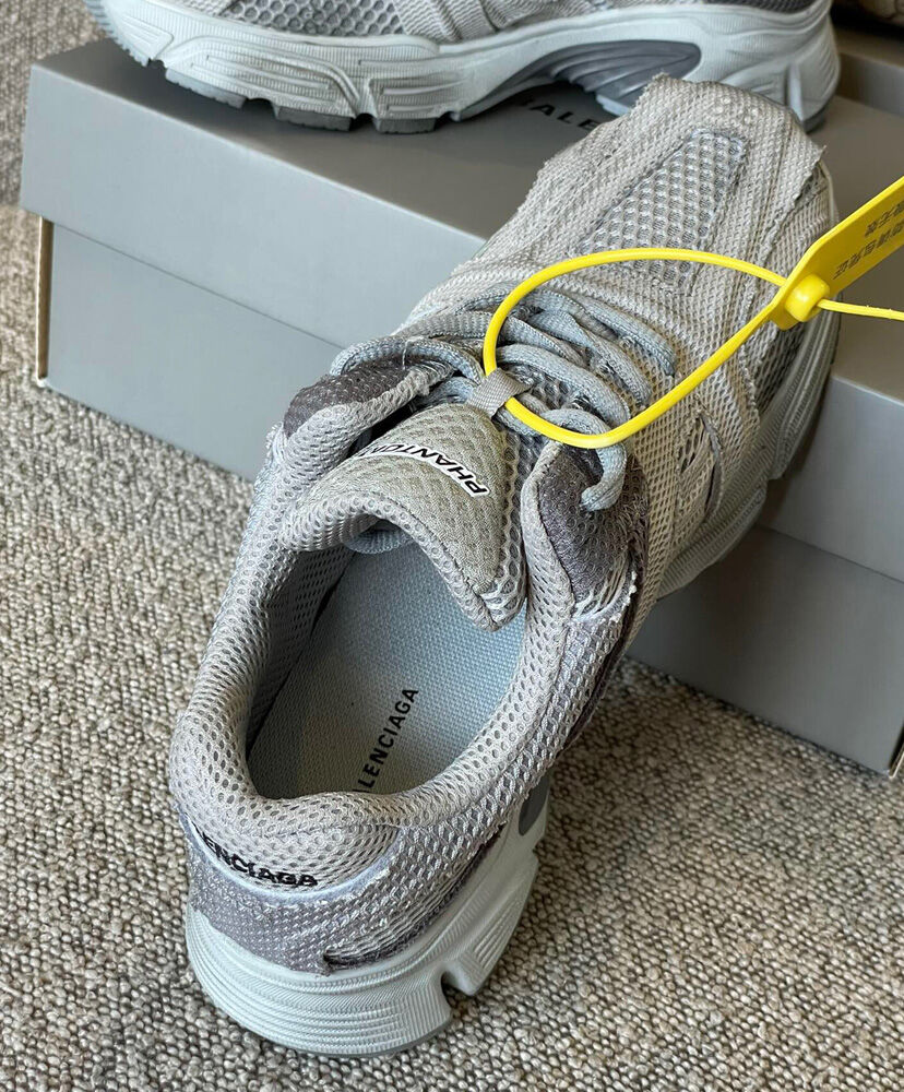 Balenciaga Unisex Phantom Sneaker Washed - Image 6