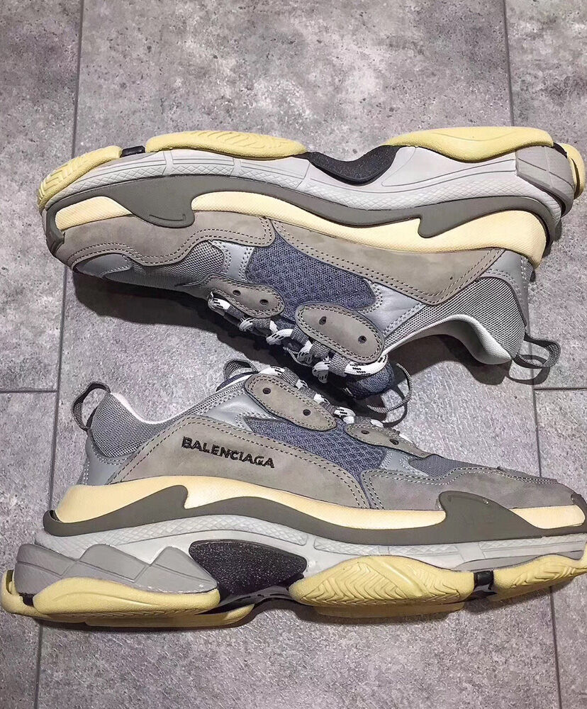 Balenciaga Unisex Triple S Sneakers - Image 7