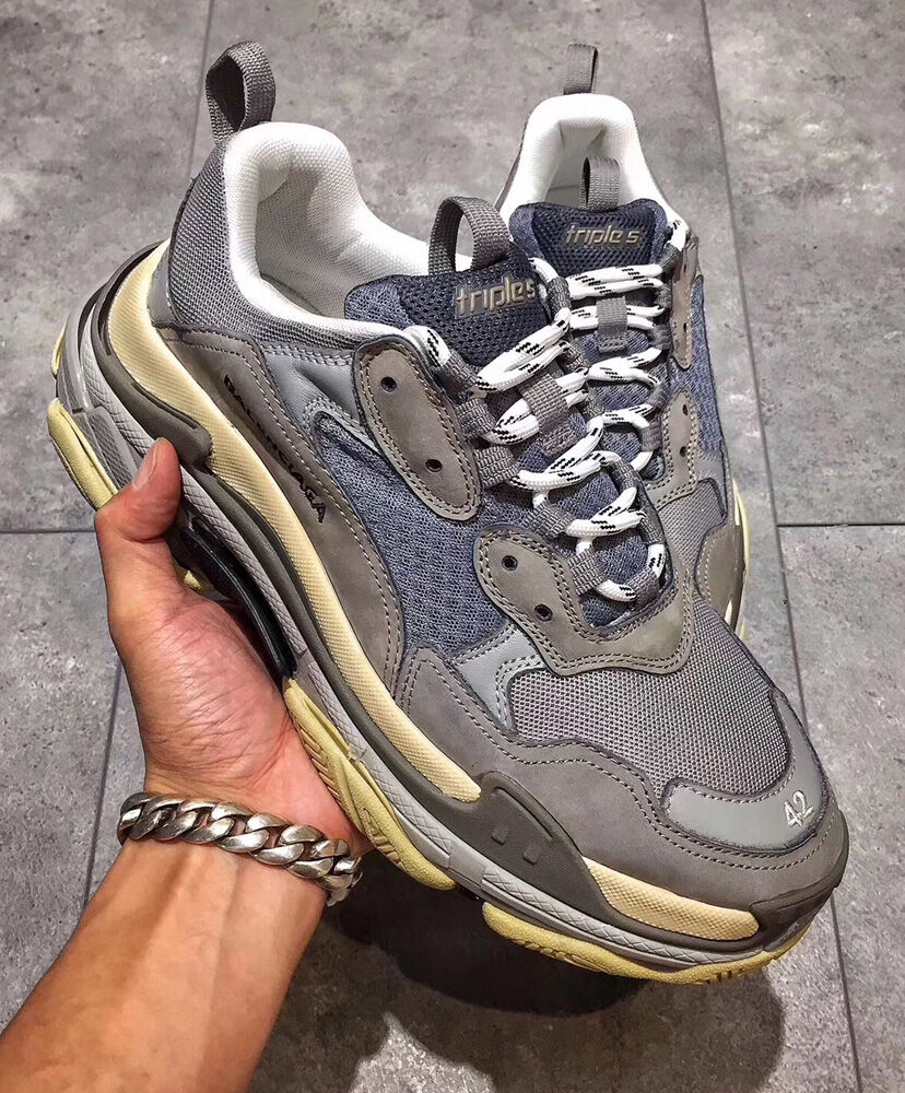 Balenciaga Unisex Triple S Sneakers - Image 3