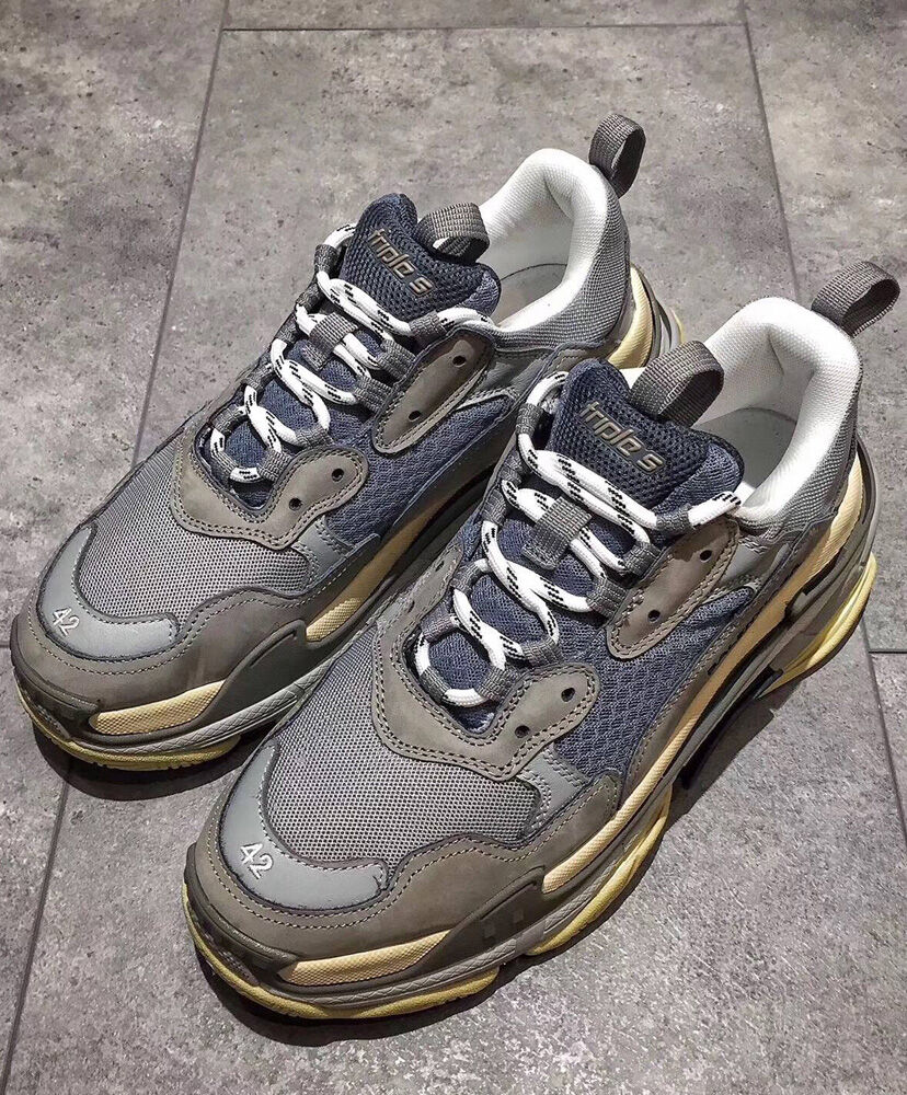 Balenciaga Unisex Triple S Sneakers - Image 4