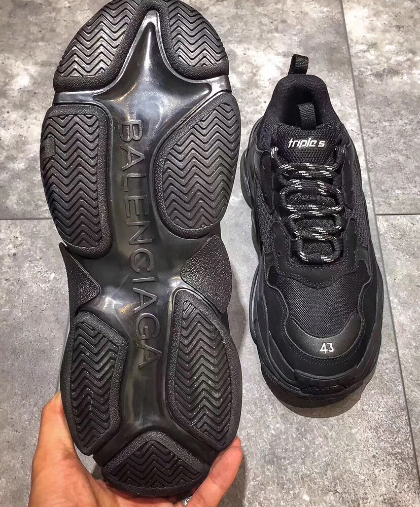 Balenciaga Unisex Triple S Sneakers - Image 9