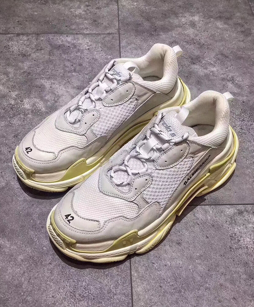 Balenciaga Unisex Triple S Sneakers - Image 3