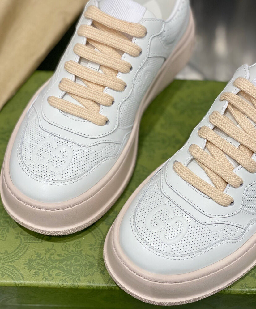 Gucci Unisex GG embossed sneaker Black - Image 7