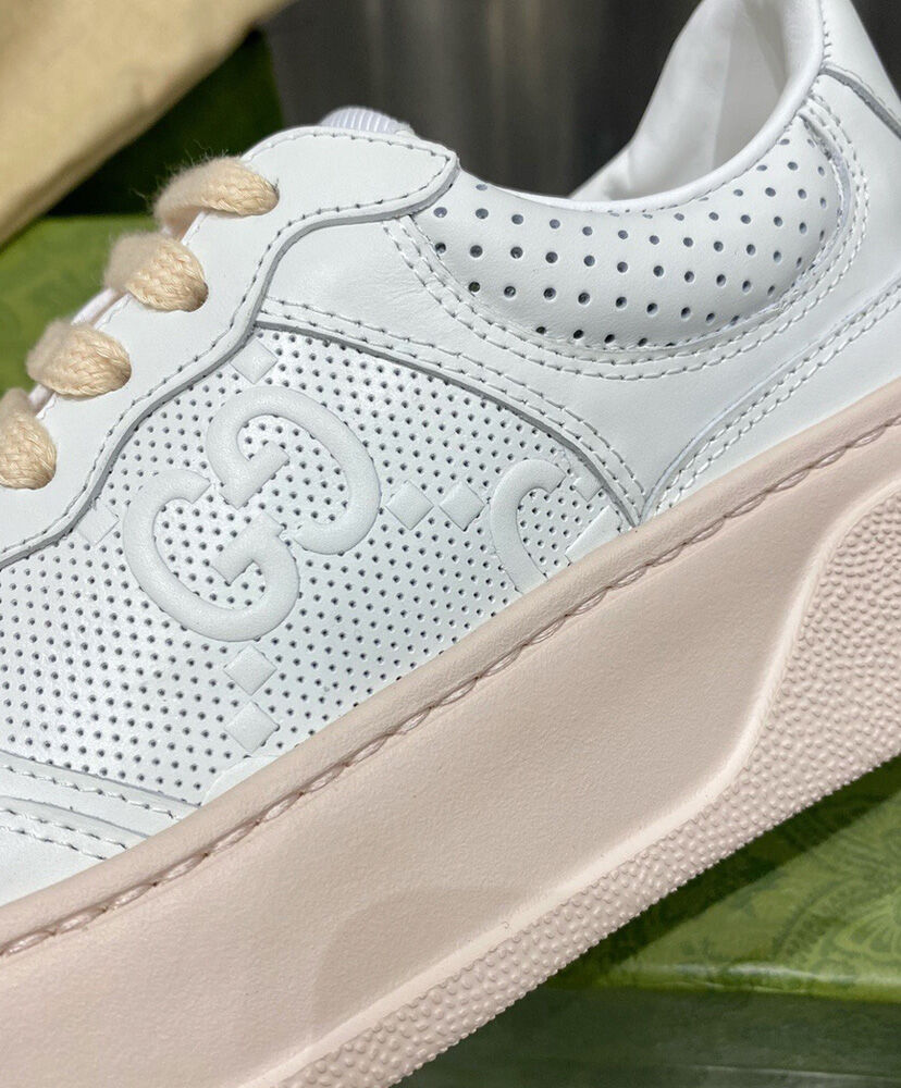 Gucci Unisex GG embossed sneaker Black - Image 8