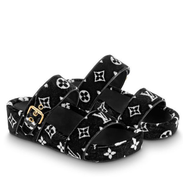 Louis Vuitton Women's Jumbo