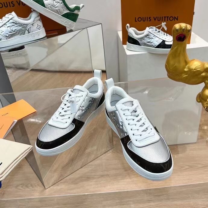 Louis Vuitton Trainer Men Shoes Black - Image 6