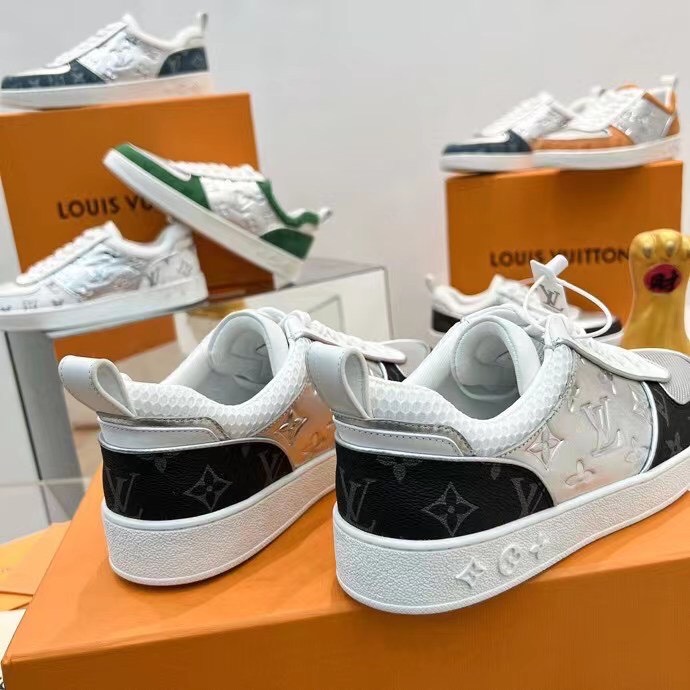 Louis Vuitton Trainer Men Shoes Black - Image 11