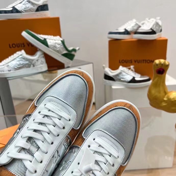 Louis Vuitton Trainer Men Shoes Coffee - Image 3